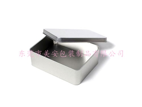 内衣铁盒